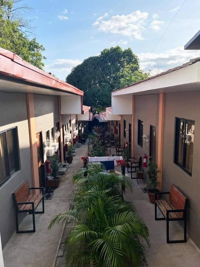 Cebuana'S Travelers Inn 코른 외부 사진